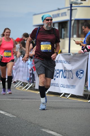 Porthcawl 10k July 200 metres to go!